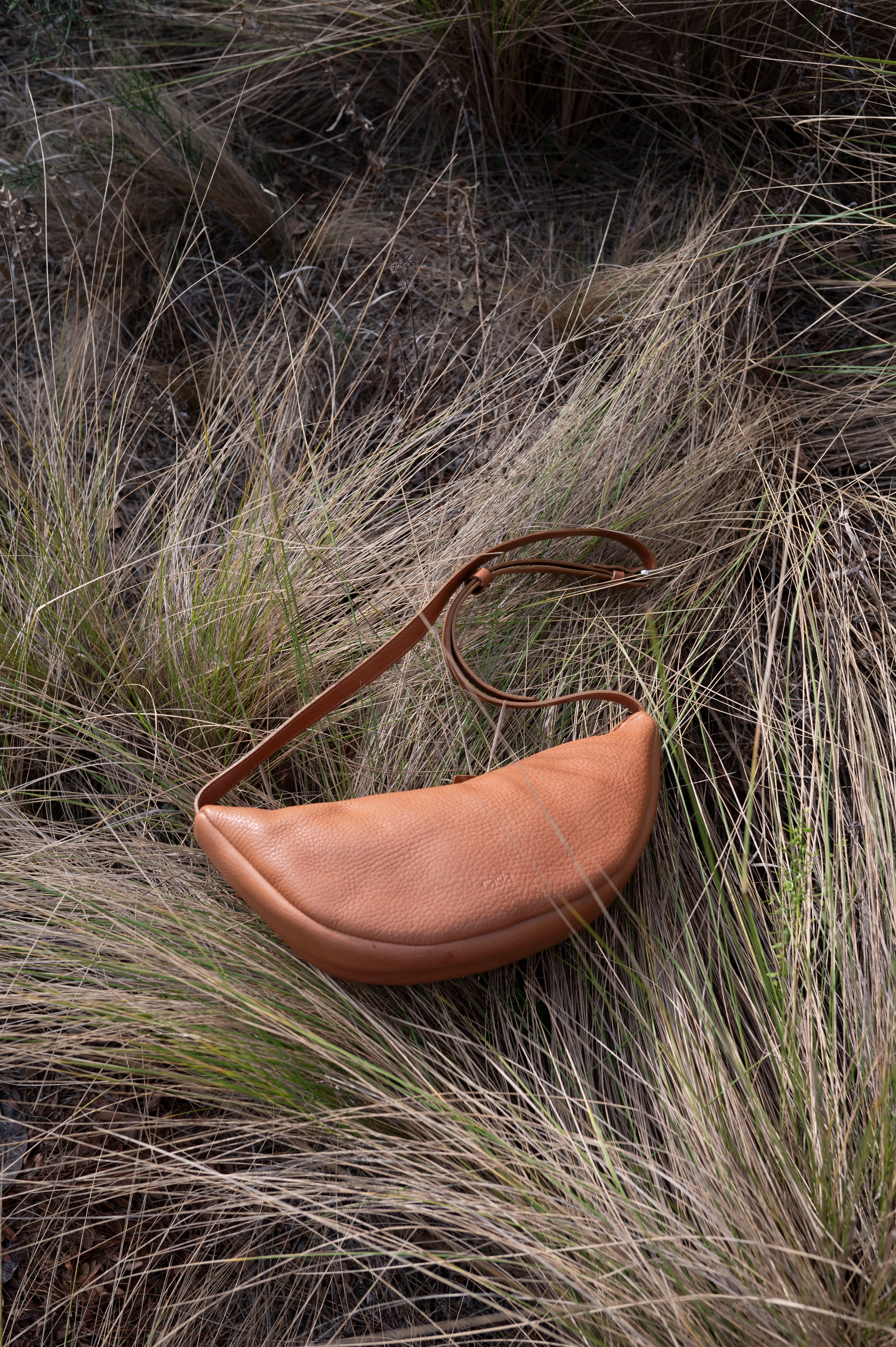 Leather Sling bag - Teca