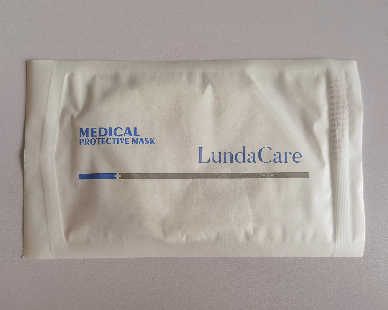 LundaCare Breathable Safety Masks Against, Dispoasable Respirator Protection Mask for Men and Women White