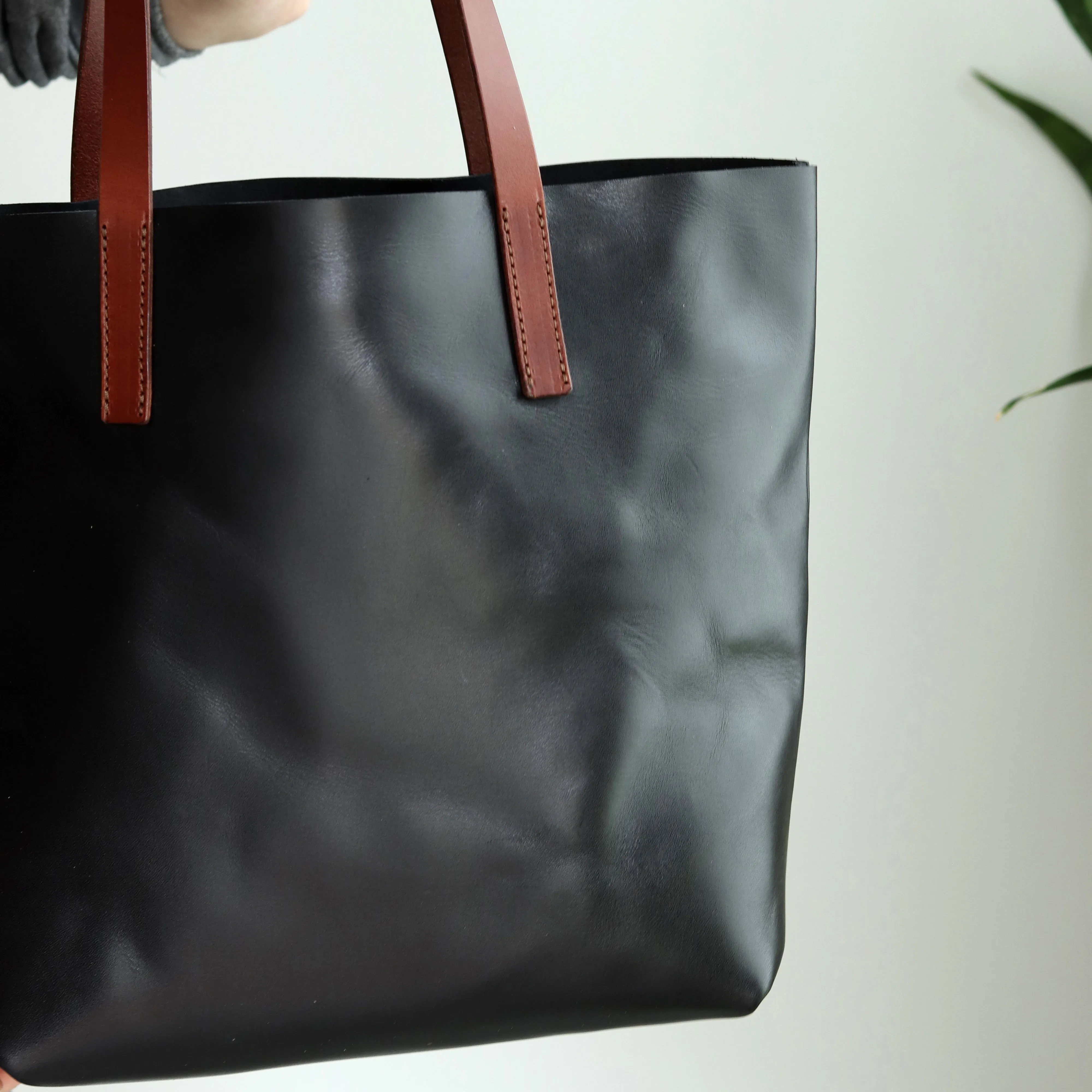 Seconds Sale - Minimalist Leather Tote - Luxe Black with Brown Straps