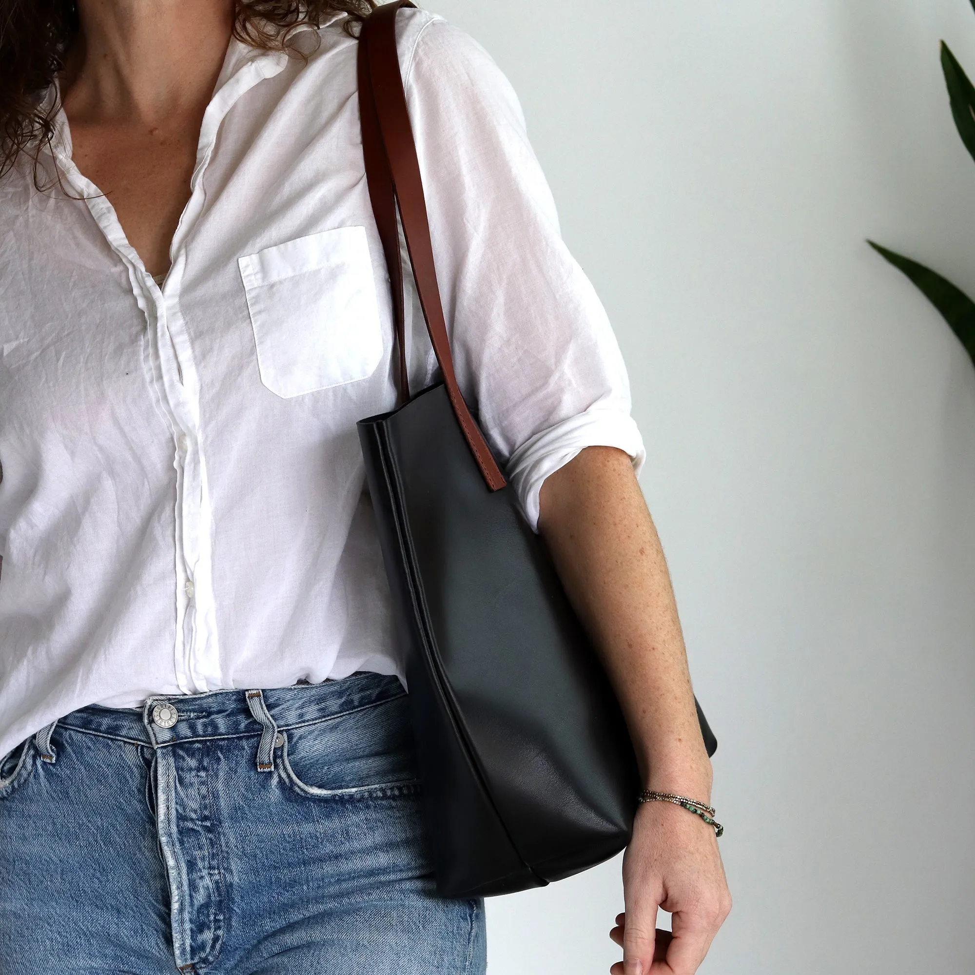 Seconds Sale - Minimalist Leather Tote - Luxe Black with Brown Straps
