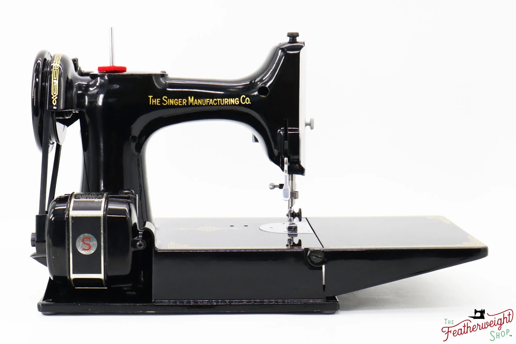 Singer Featherweight 221 Sewing Machine, AK767*** - 1952